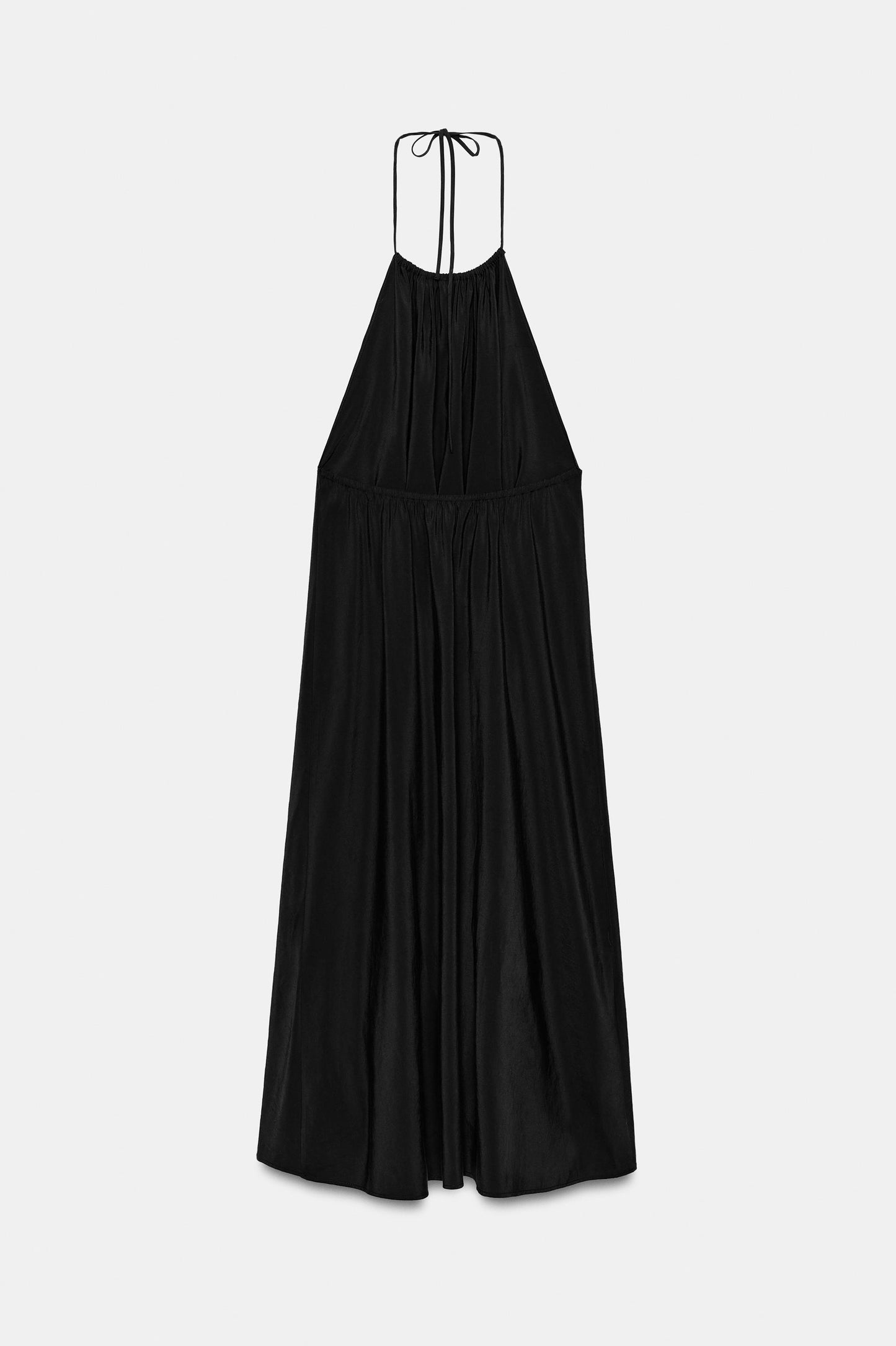 VESTIDO HALTER FLUIDO